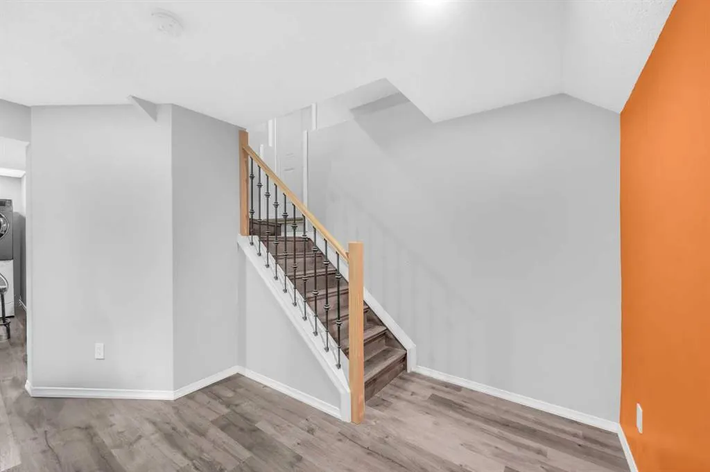 369 Martinwood Place NE