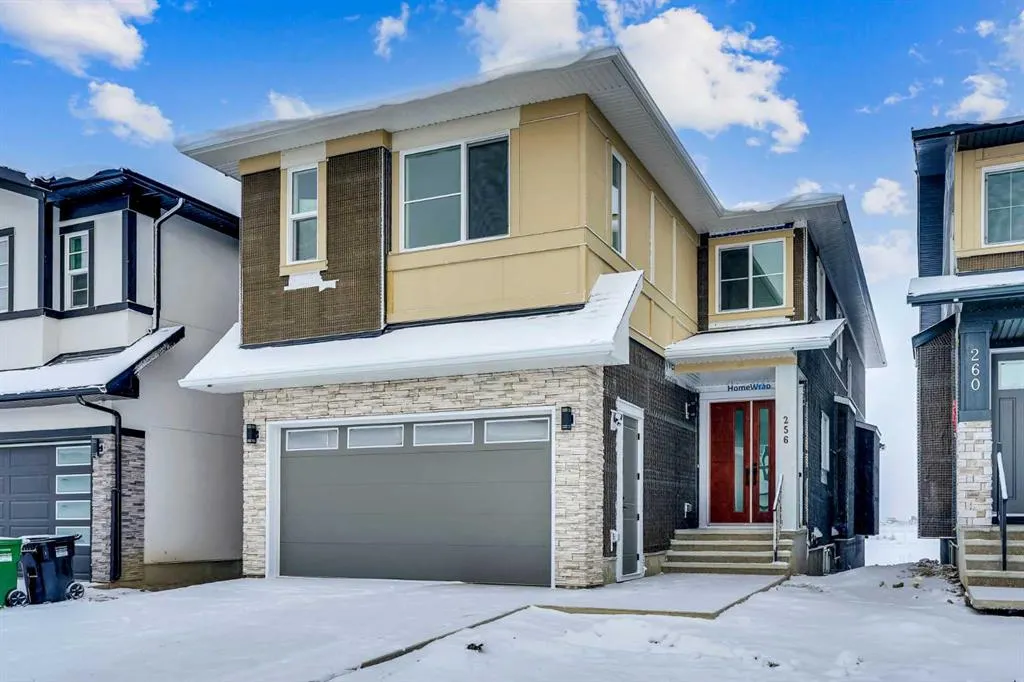 256 Savanna Drive NE