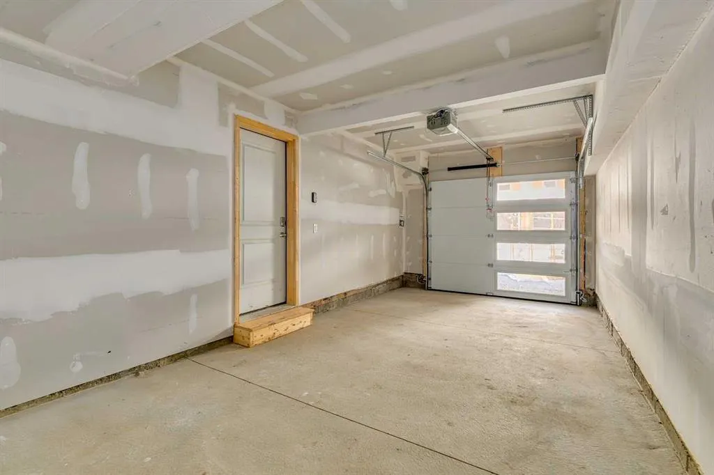 65 Belvedere Point SE, #303