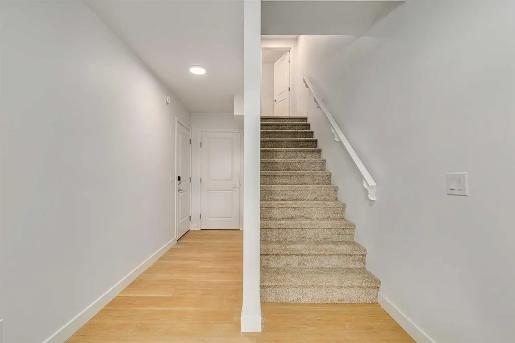 65 Belvedere Point SE, #303