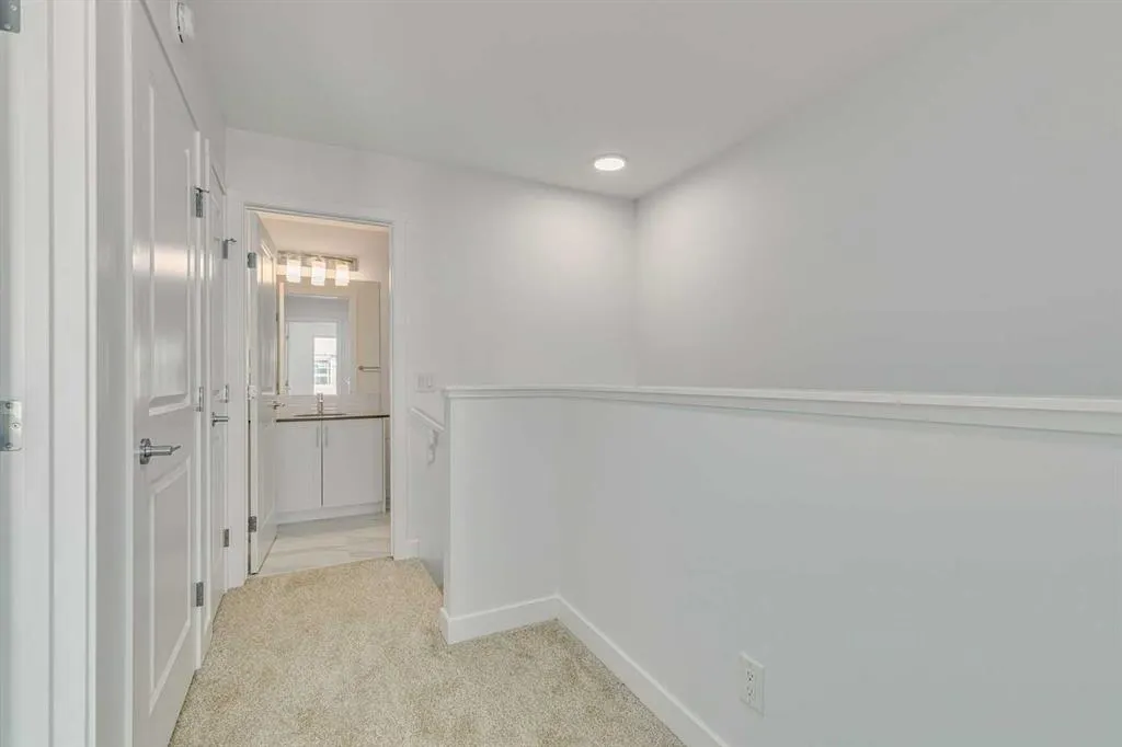 65 Belvedere Point SE, #303