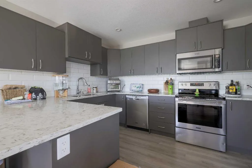 53 Street, #5111
