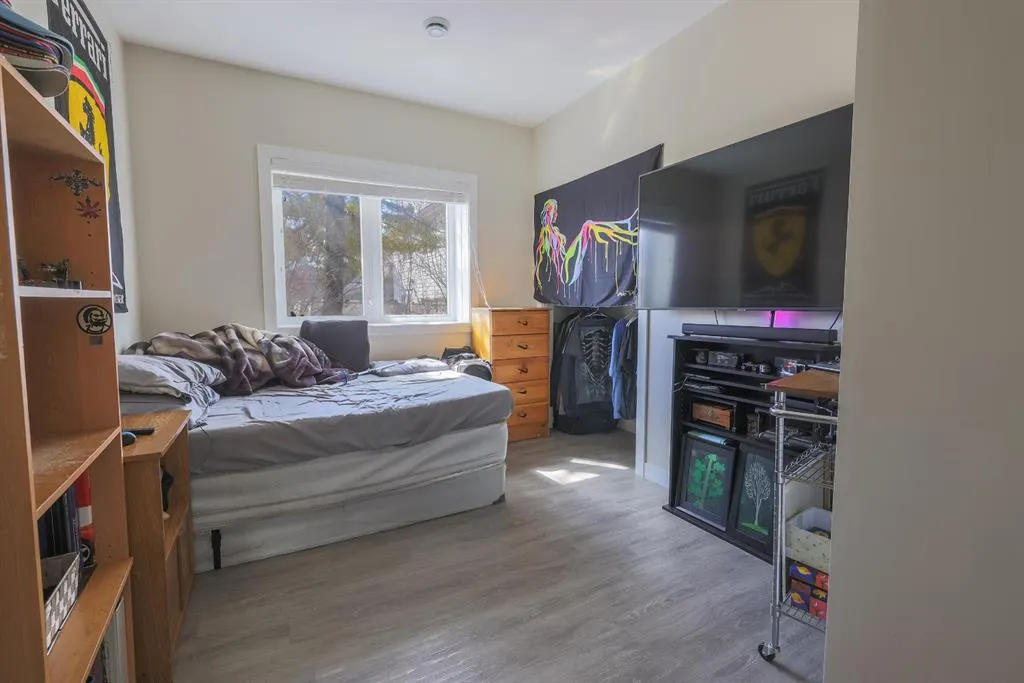 53 Street, #5111