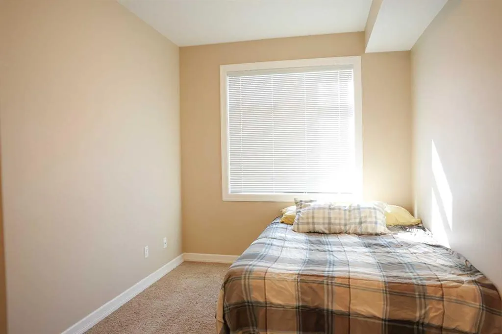 117 Copperpond Common SE, #312