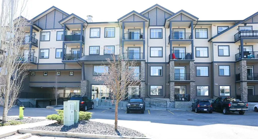 117 Copperpond Common SE, #312