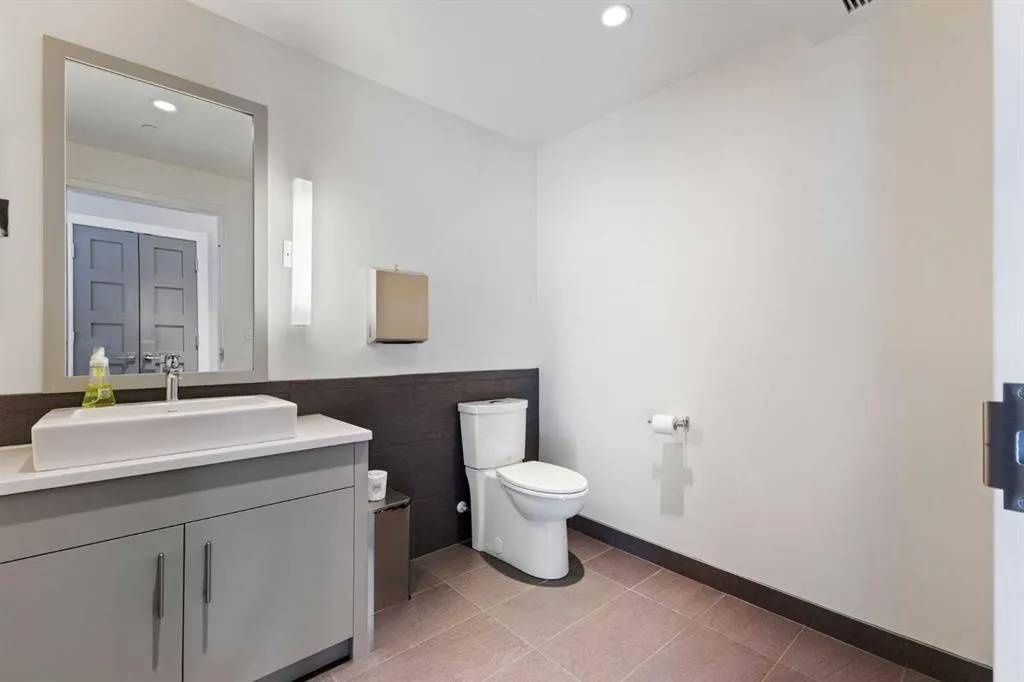 101A Stewart Creek Rise, #102