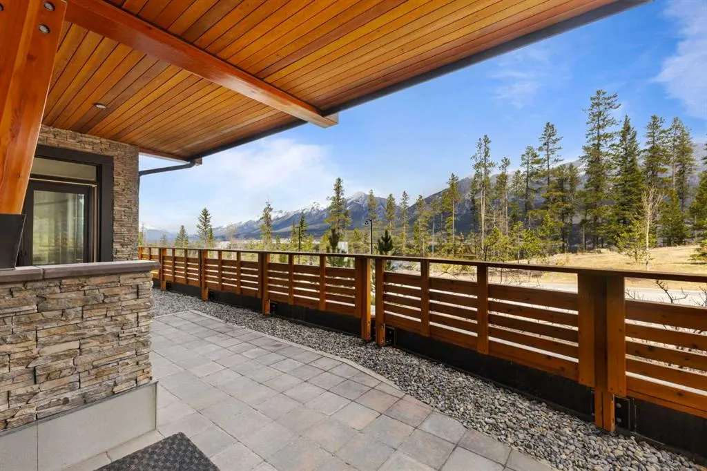 101A Stewart Creek Rise, #102