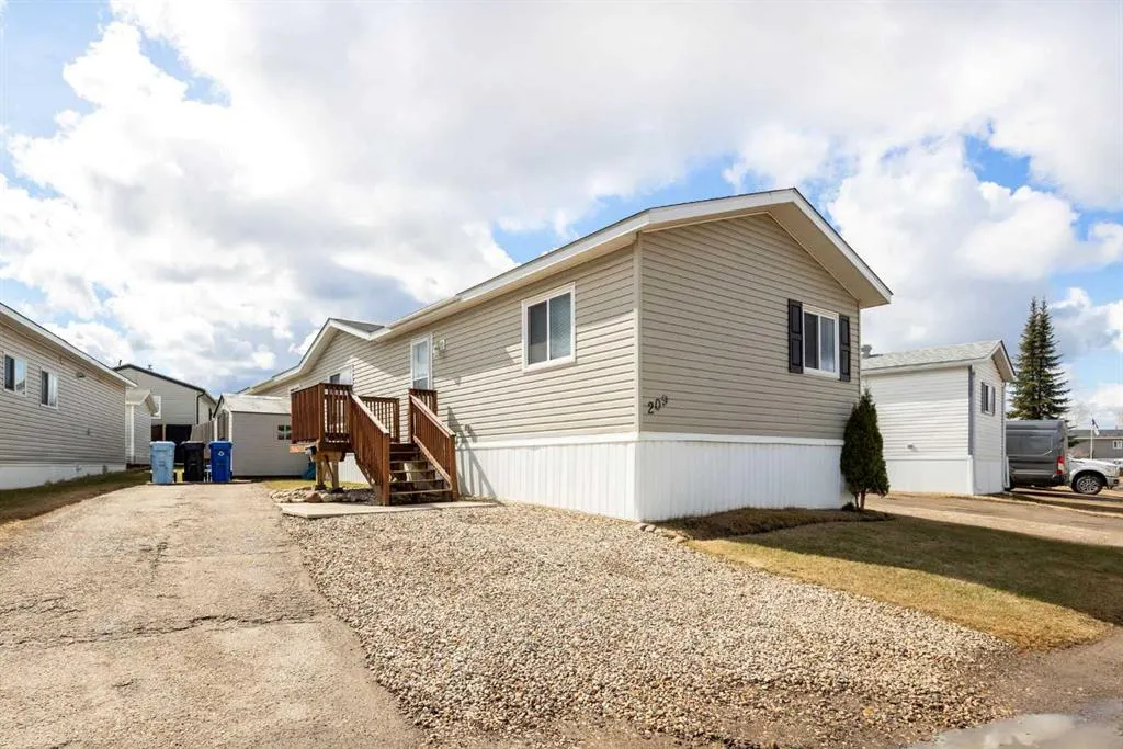 209 Gregoire Crescent