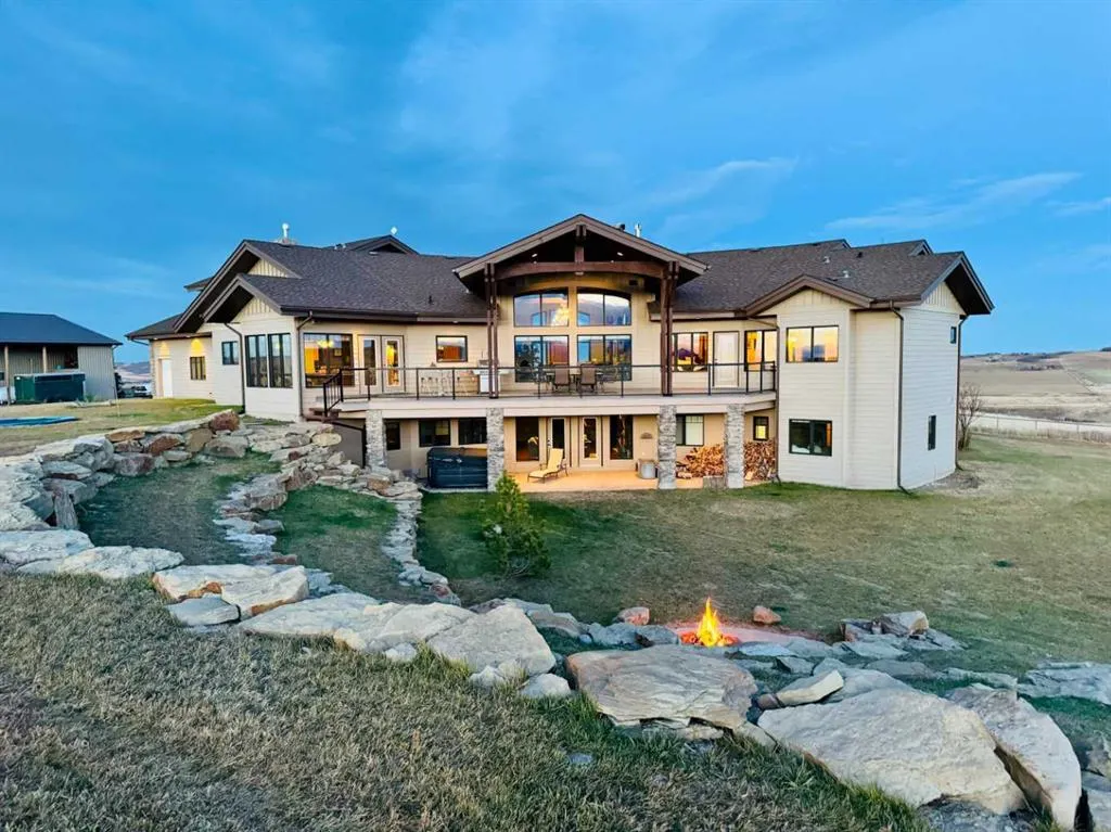 386065 96 Street W