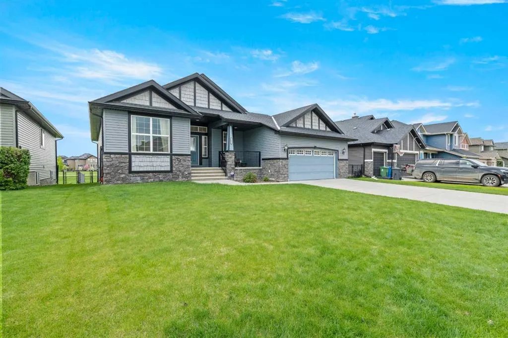 421 Boulder Creek Way SE