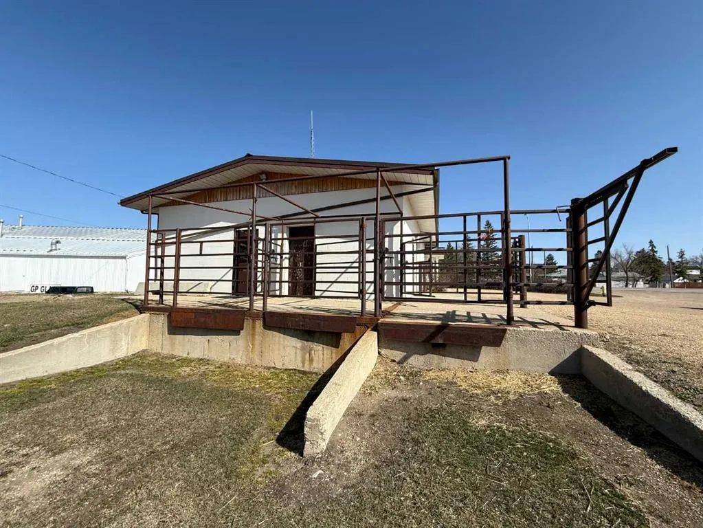 5502 Highway 2A
