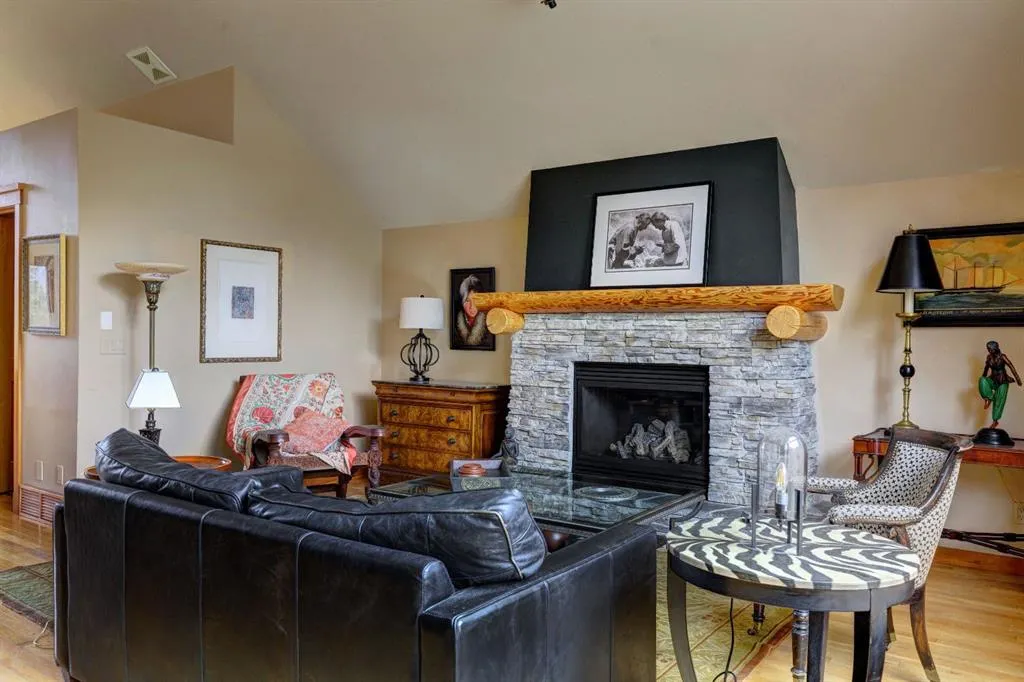 207 Miskow Close