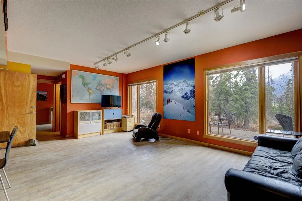 207 Miskow Close