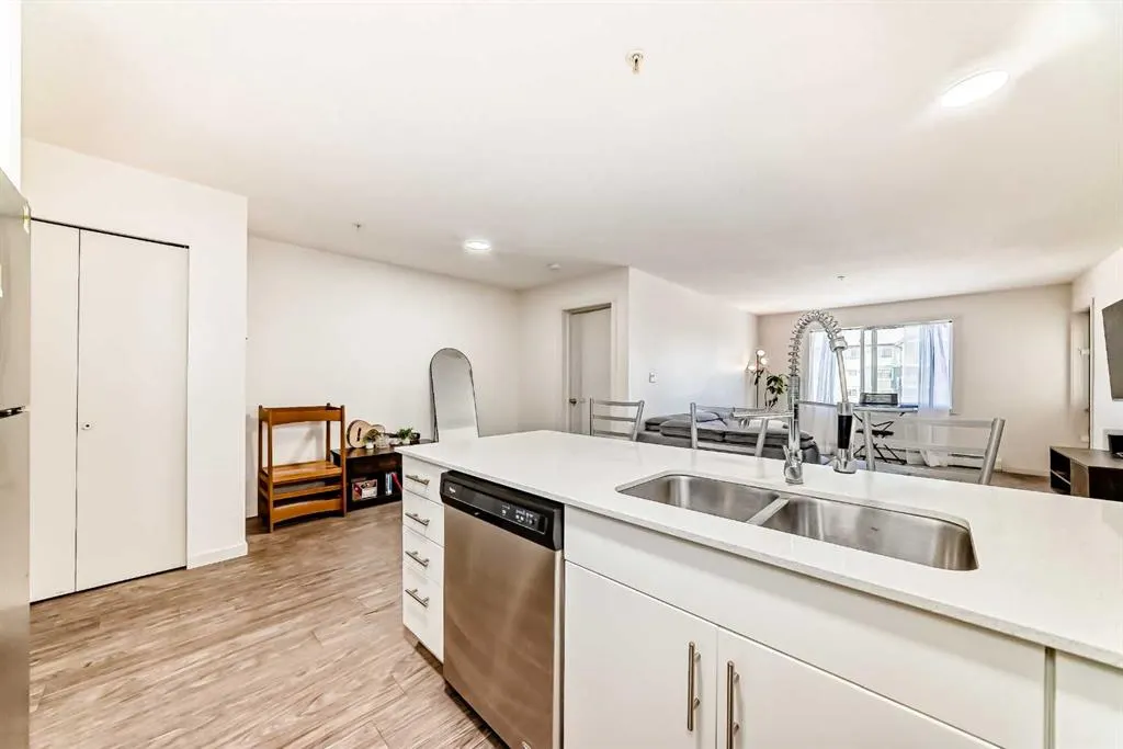181 Skyview Ranch Manor NE, #1307