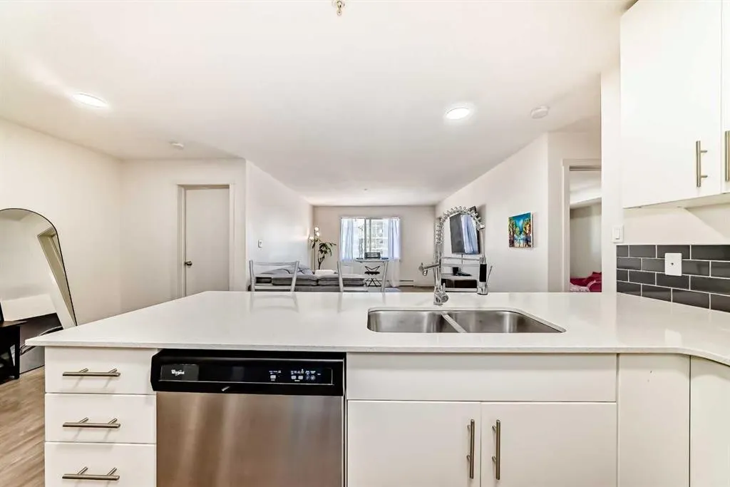 181 Skyview Ranch Manor NE, #1307