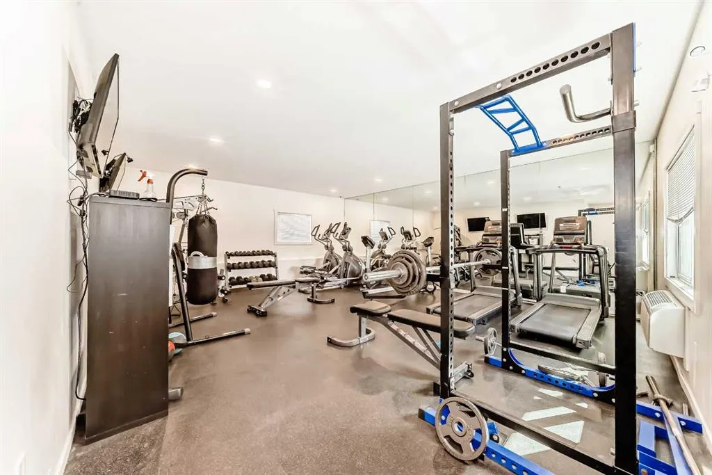 181 Skyview Ranch Manor NE, #1307