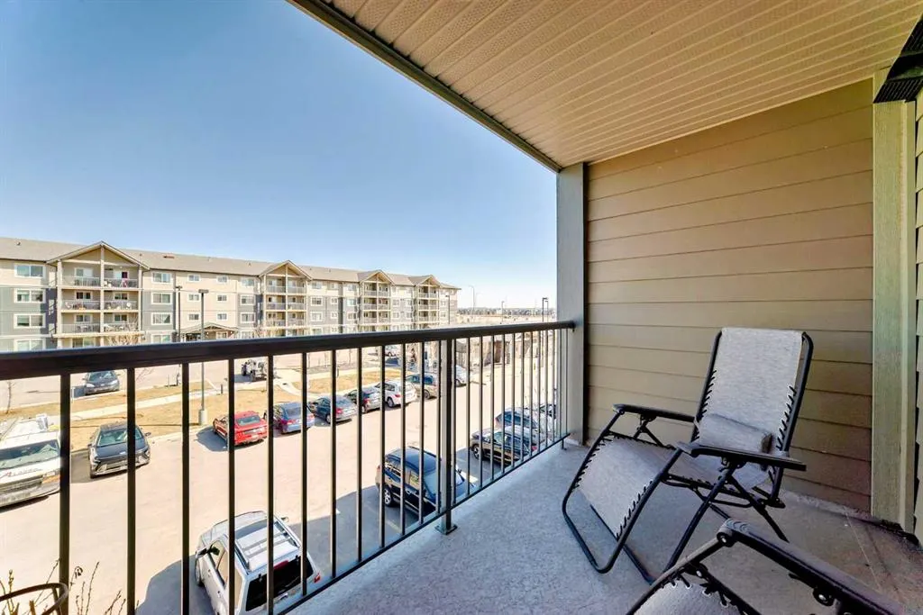 181 Skyview Ranch Manor NE, #1307