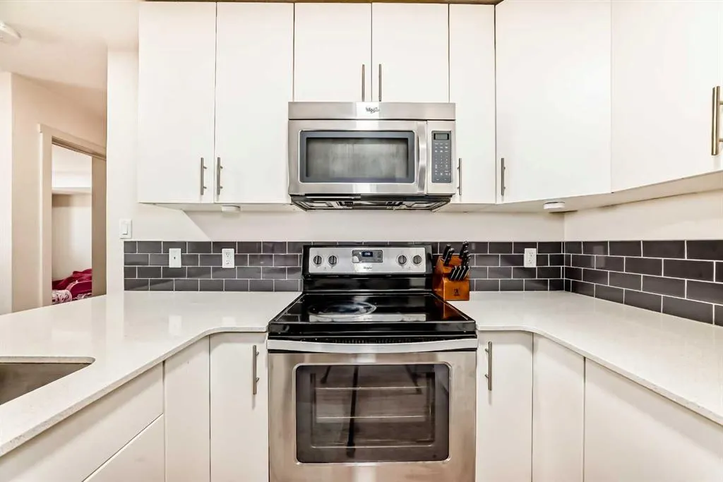 181 Skyview Ranch Manor NE, #1307
