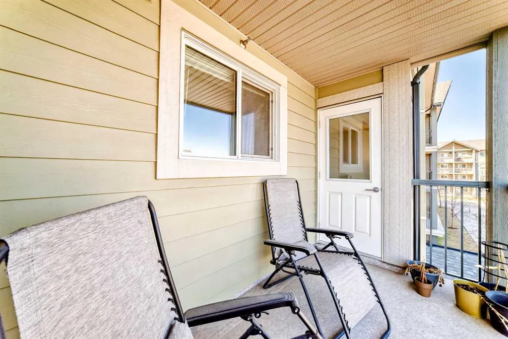 181 Skyview Ranch Manor NE, #1307