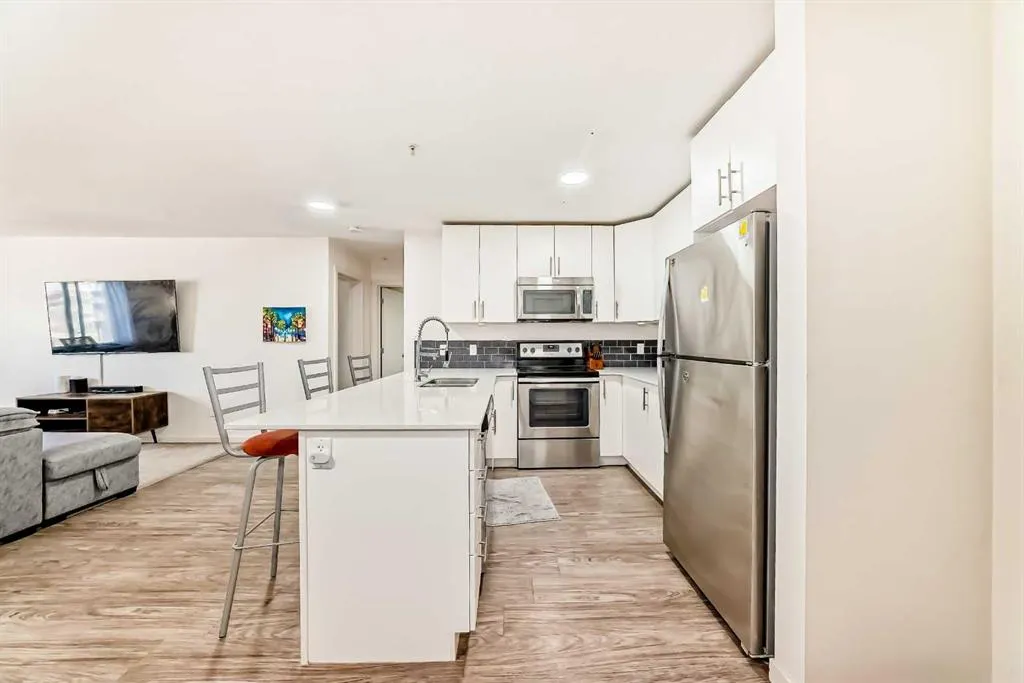 181 Skyview Ranch Manor NE, #1307