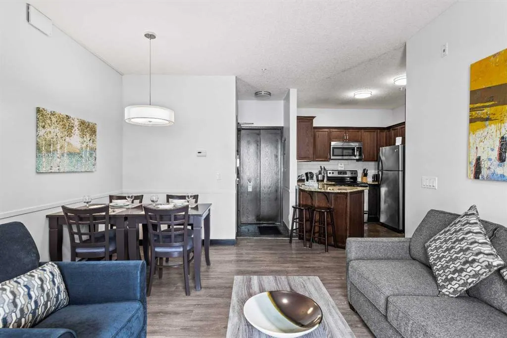 901 Mountain Street, #205 Rot. E+F