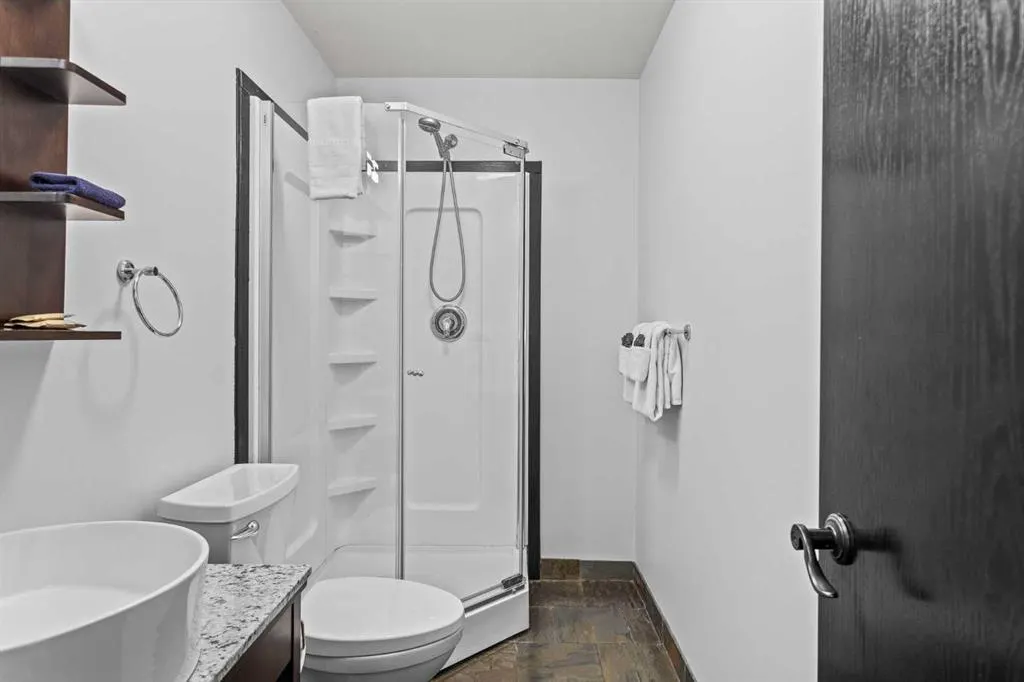 901 Mountain Street, #205 Rot. E+F