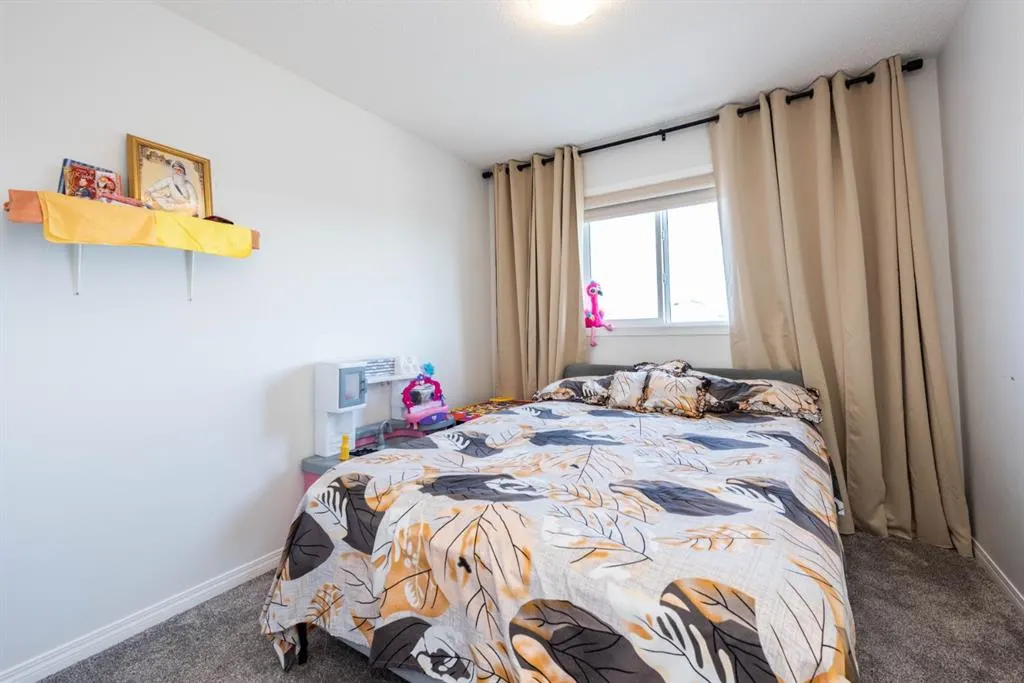 132 savanna Gardens NE