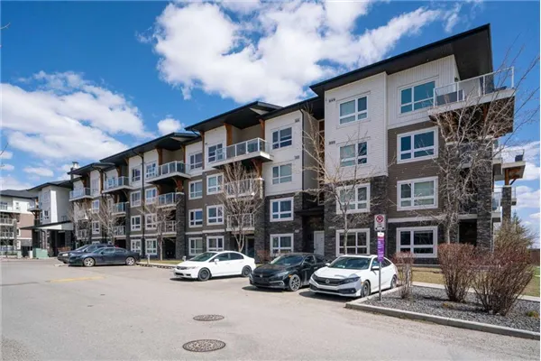 240 Skyview Ranch Road NE