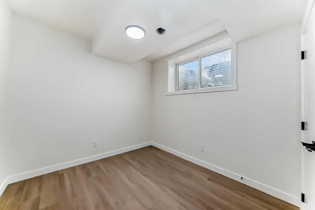 42 street SE, #2215