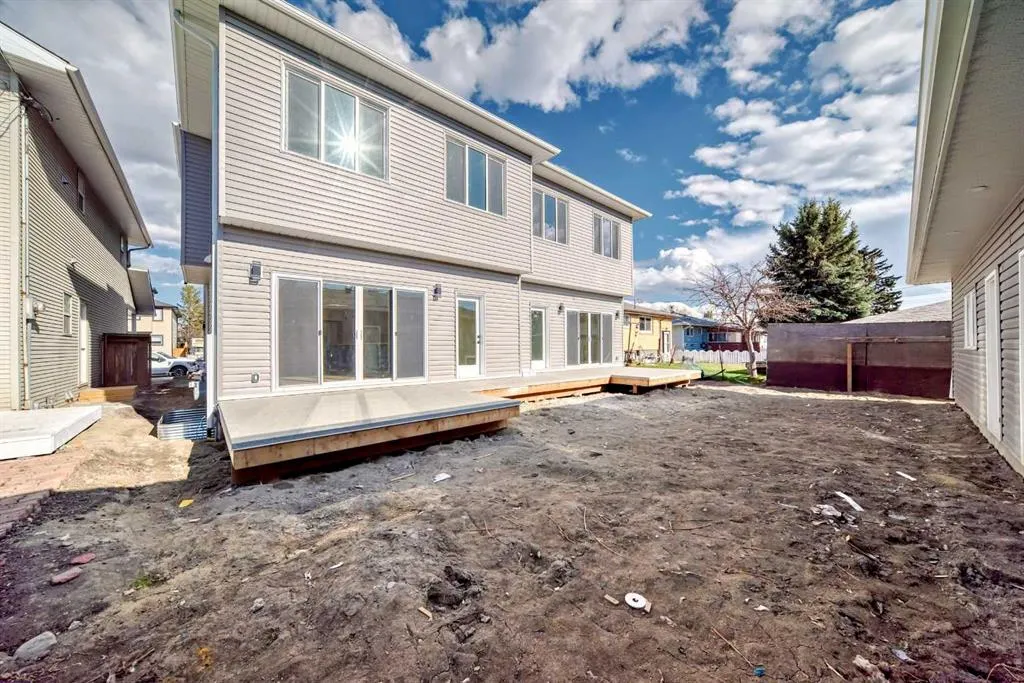 42 street SE, #2215