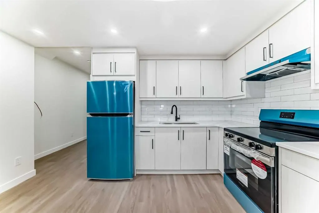 42 street SE, #2215