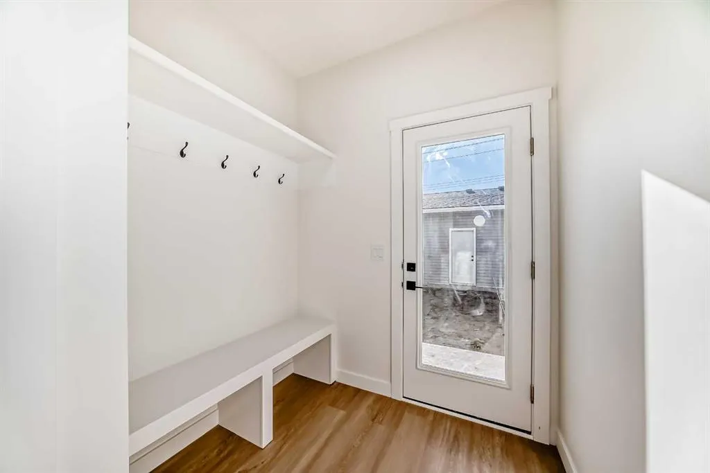 42 street SE, #2215