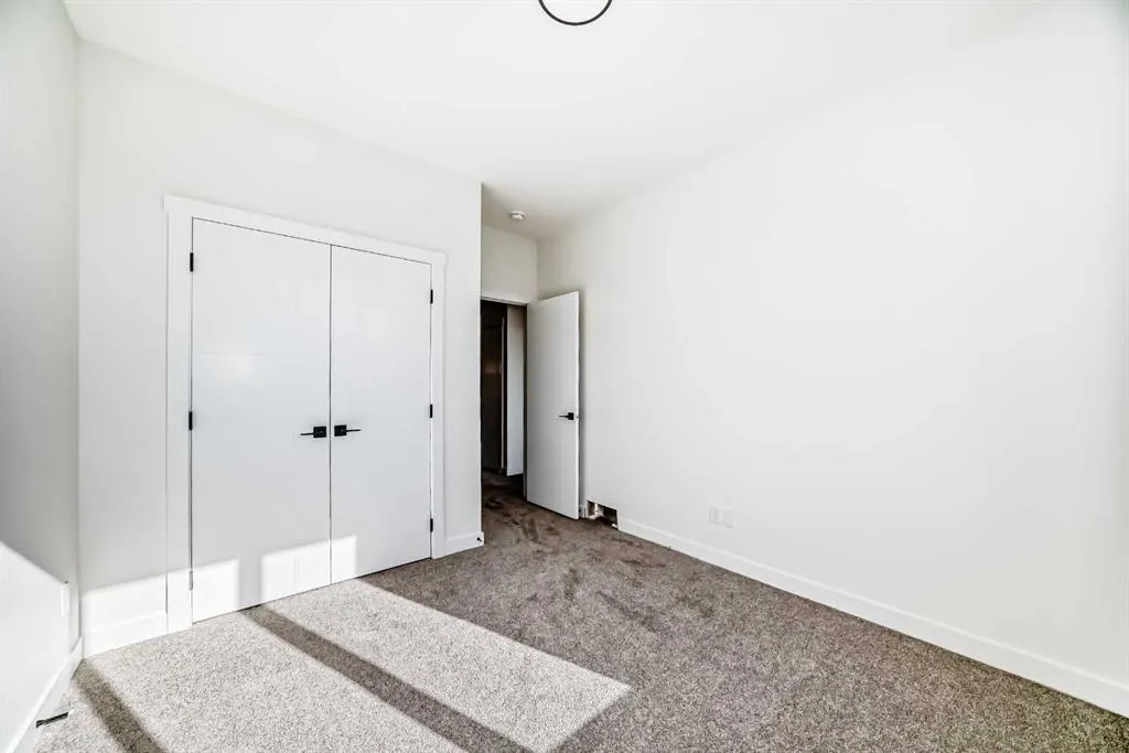 42 street SE, #2215