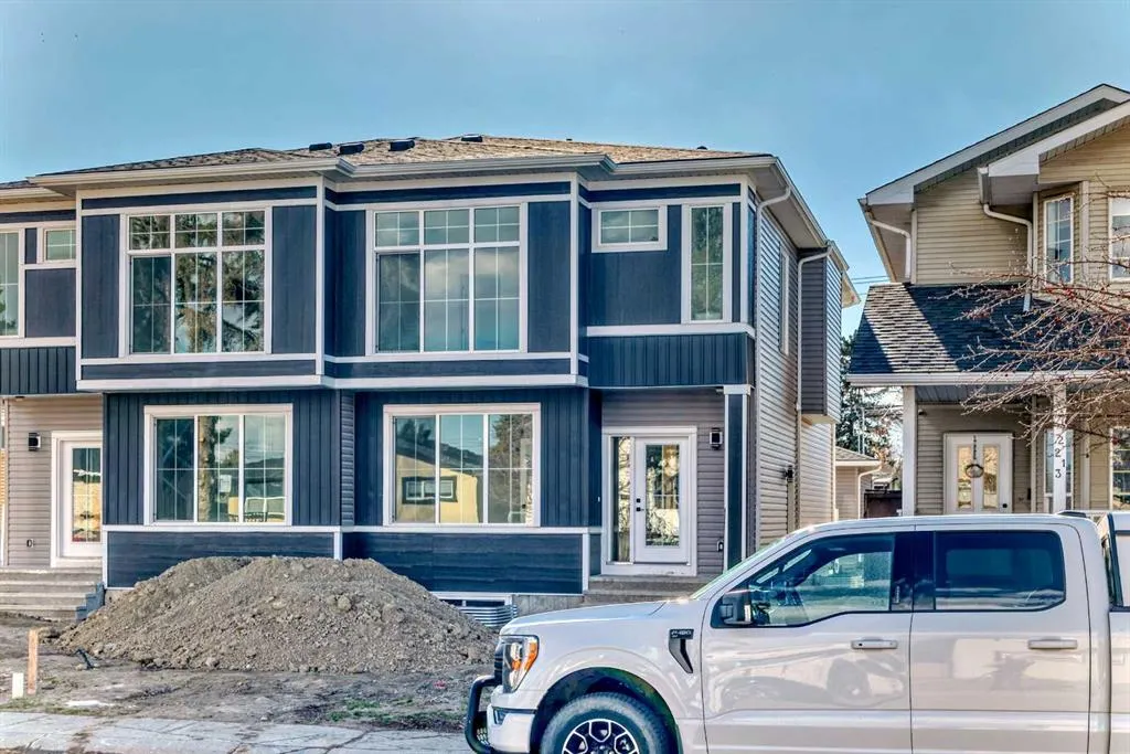 42 street SE, #2215