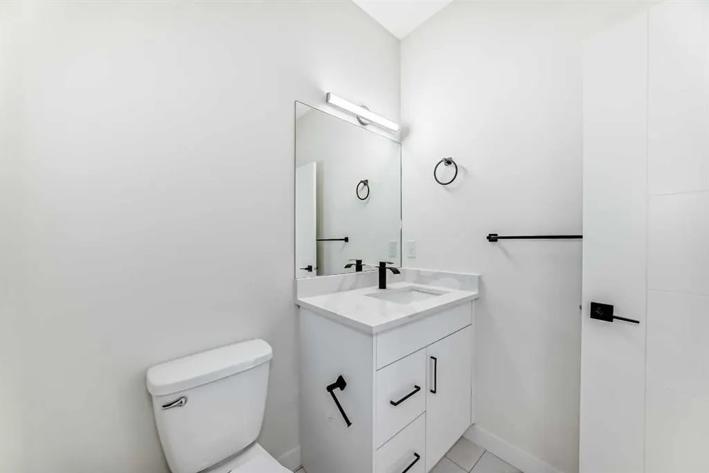 42 street SE, #2215