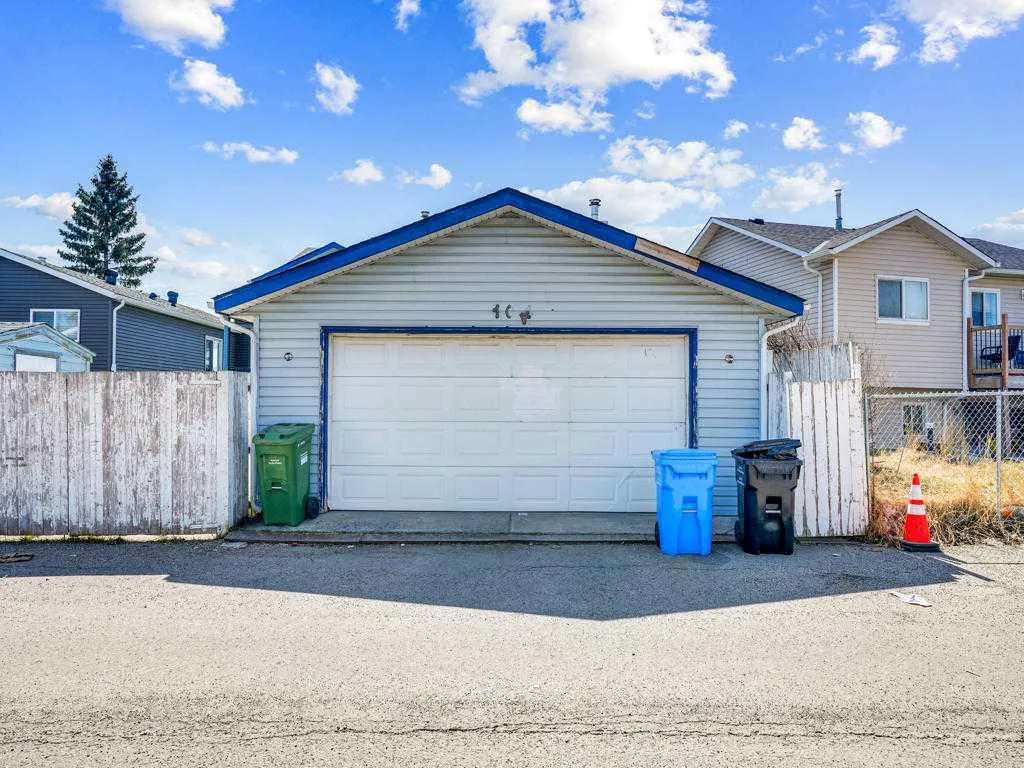 104 Falshire Close NE