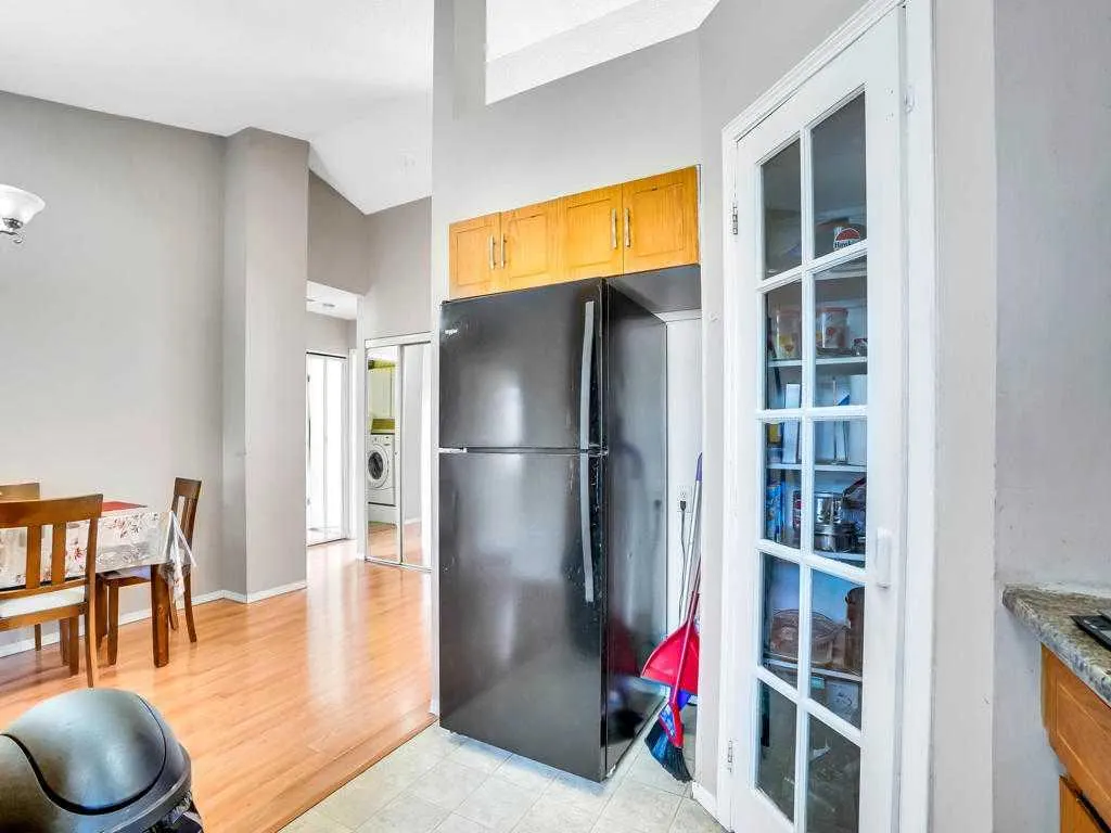 104 Falshire Close NE