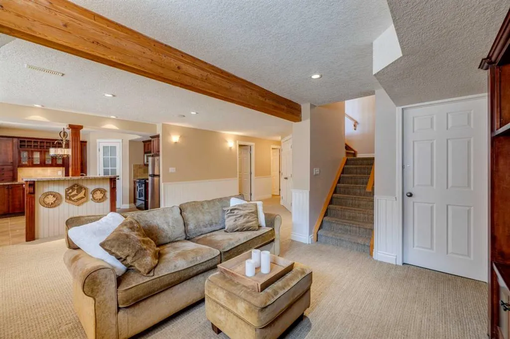 118 Mountain Lion Drive