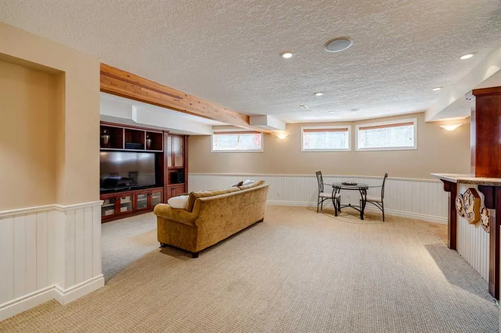 118 Mountain Lion Drive