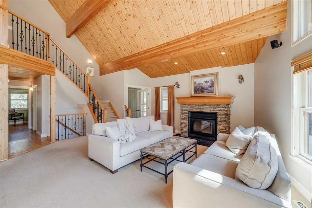 118 Mountain Lion Drive