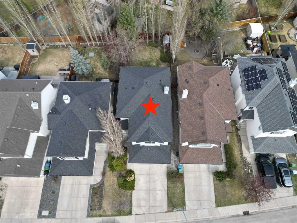 176 Cranwell Crescent SE