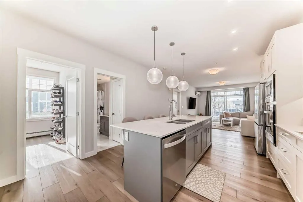 500 Auburn Meadows Common SE, #104