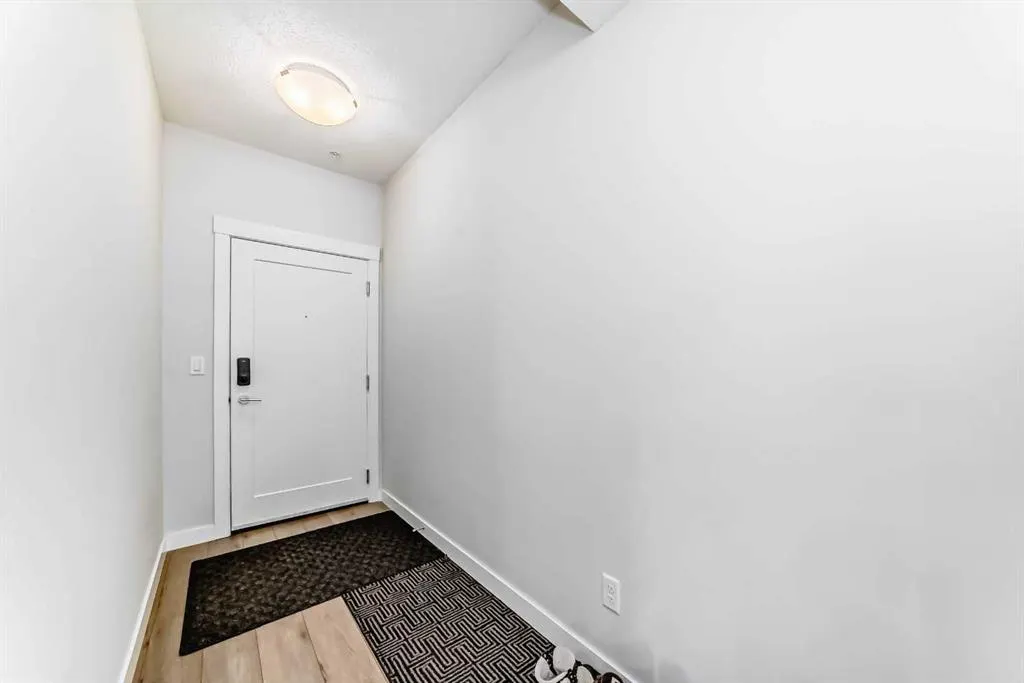500 Auburn Meadows Common SE, #104