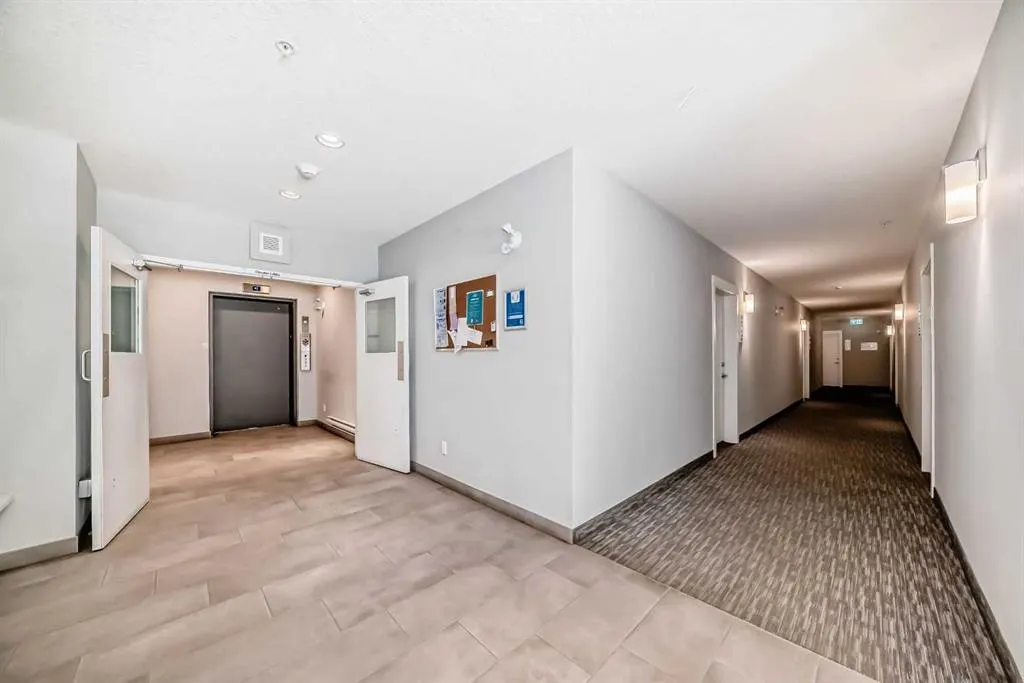 500 Auburn Meadows Common SE, #104
