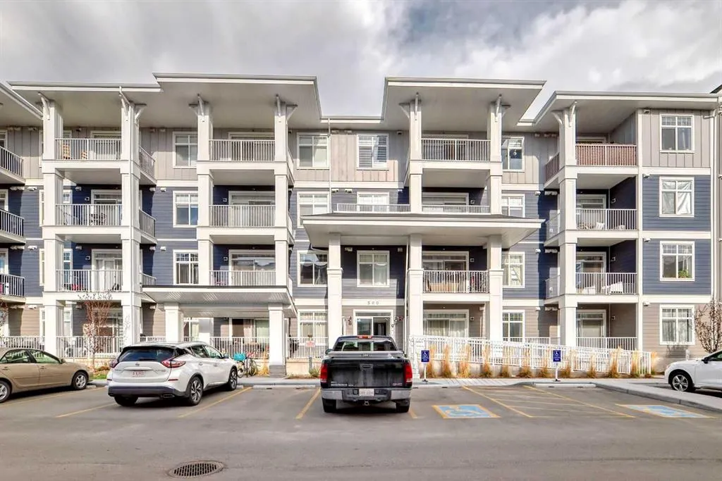 500 Auburn Meadows Common SE, #104