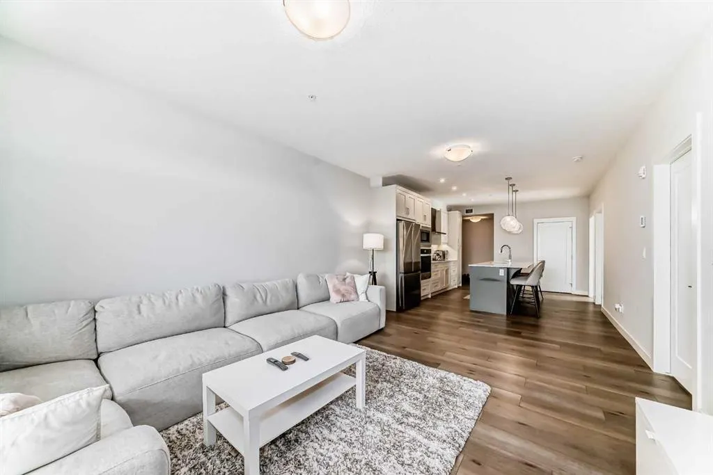500 Auburn Meadows Common SE, #104