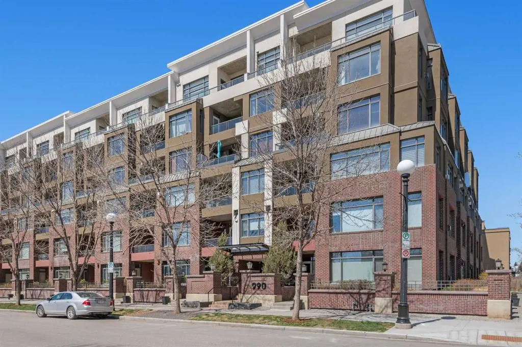 990 Centre Avenue NE, #524