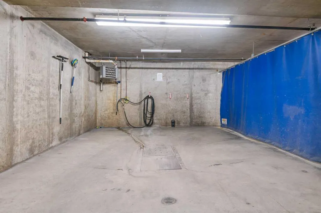 990 Centre Avenue NE, #524