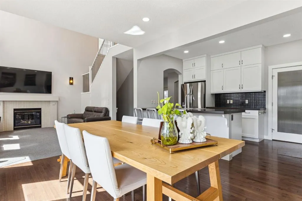 11 copper leaf Terrace SE