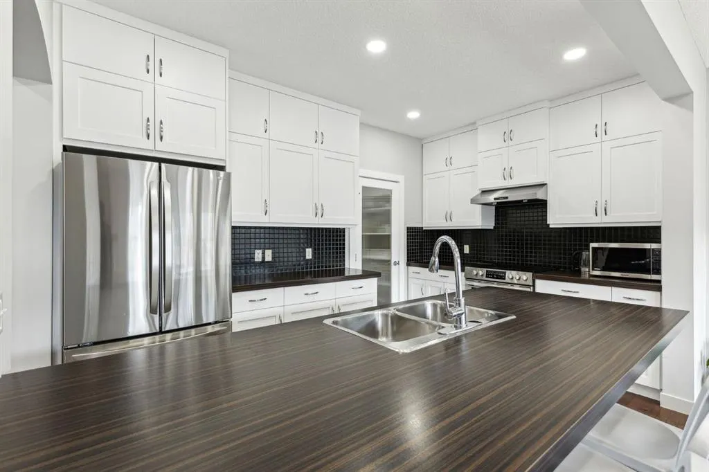 11 copper leaf Terrace SE